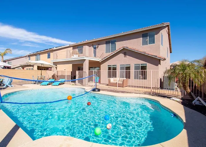 Luxurious Retreat. Free Htd Pool Outdoor Fun Holiday home Casa Grande