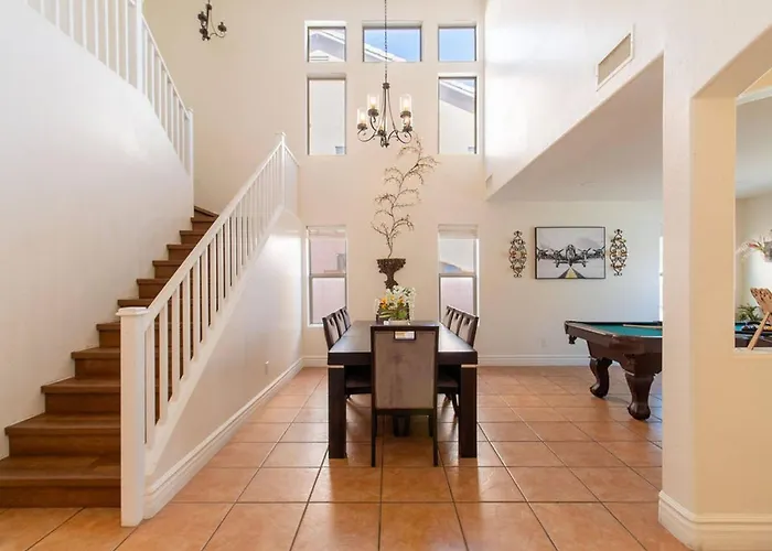 Luxurious Retreat. Free Htd Pool Outdoor Fun Holiday home Casa Grande