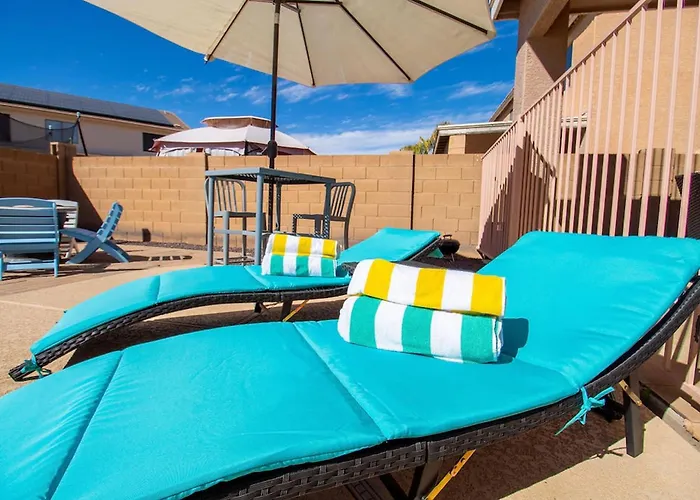 Luxurious Retreat. Free Htd Pool Outdoor Fun Holiday home